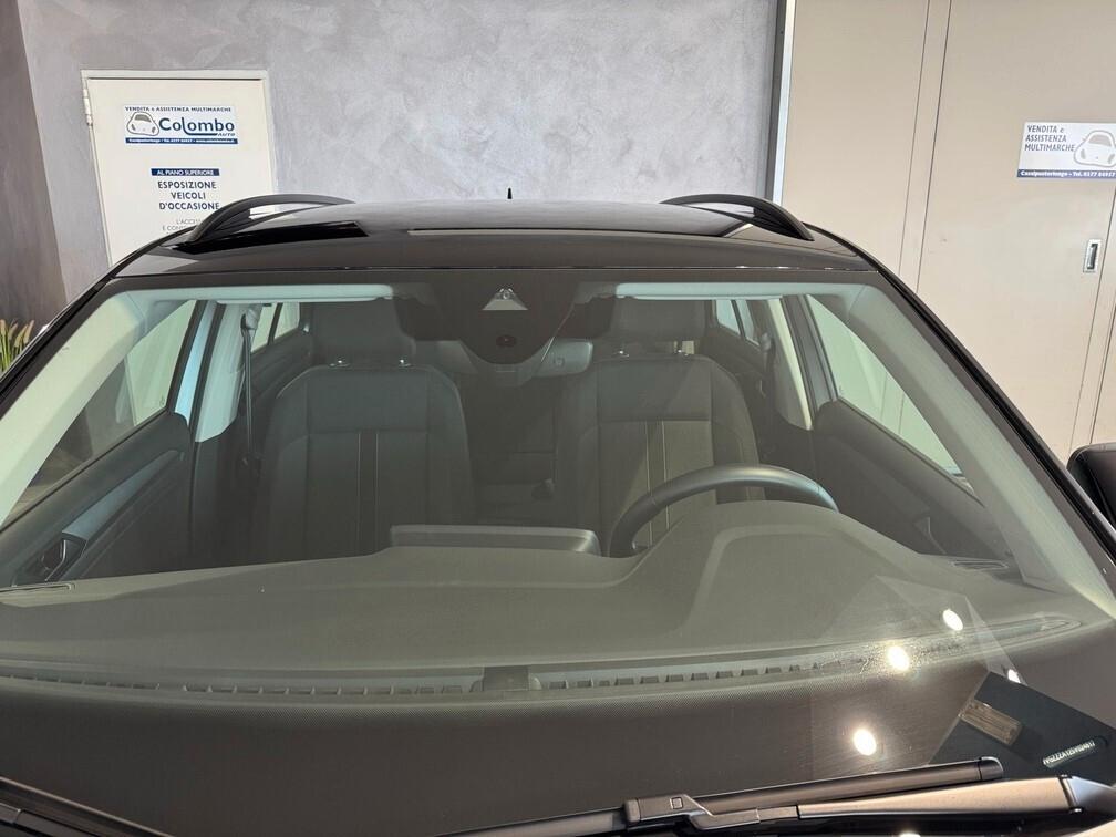 Volkswagen T-Roc 2.0 tdi Life 115cv Led Navi App conn 16" Neopat