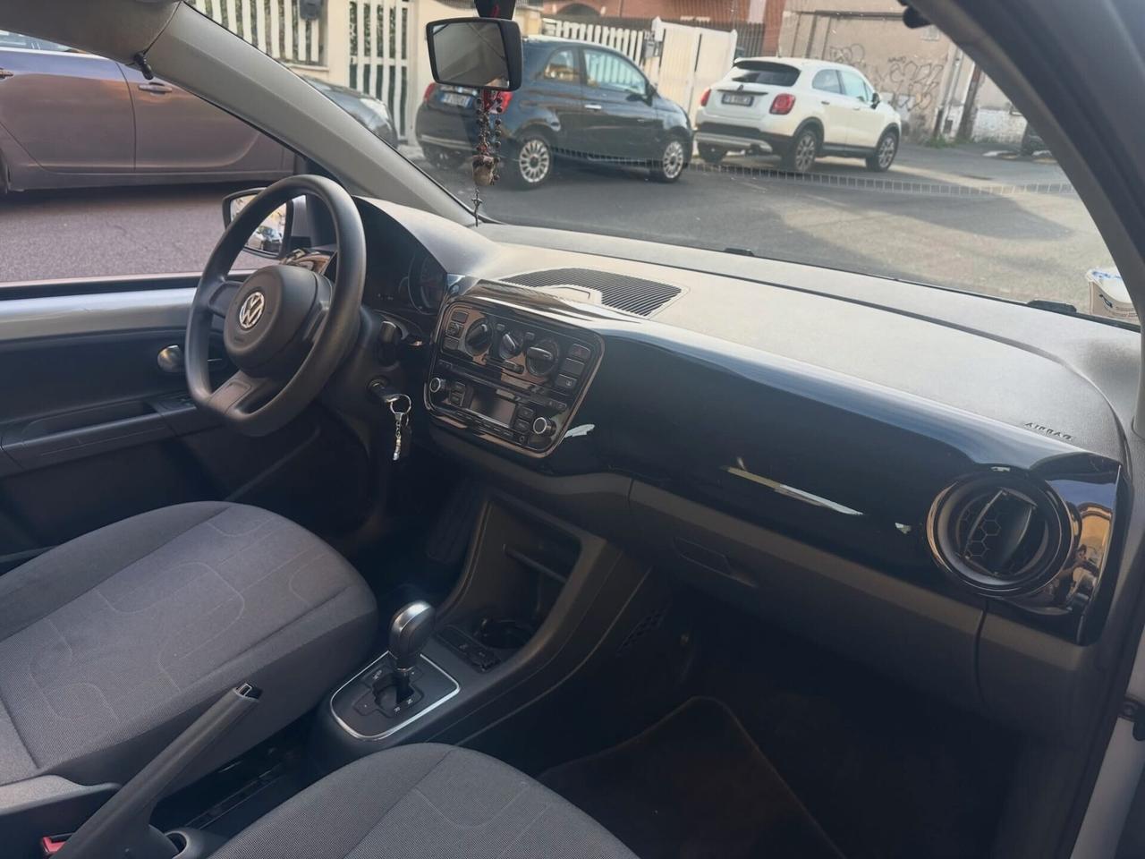 Volkswagen up! 1.0 BENZINA CAMBIO AUTOMATIVO UNICOPROPRIETARIO CON SOLI KM 21.000 FINANZIABILE