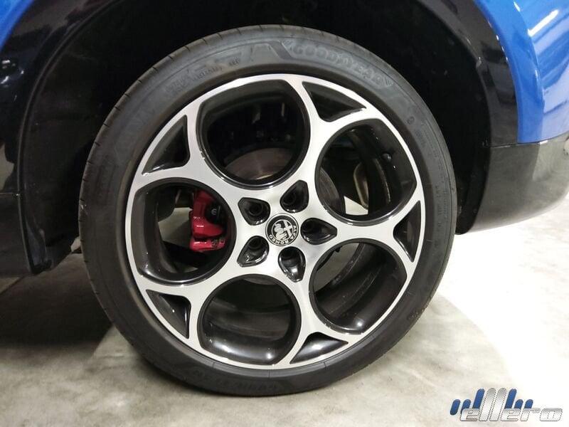 Alfa Romeo Tonale 1.5 Hybrid 160cv VELOCE