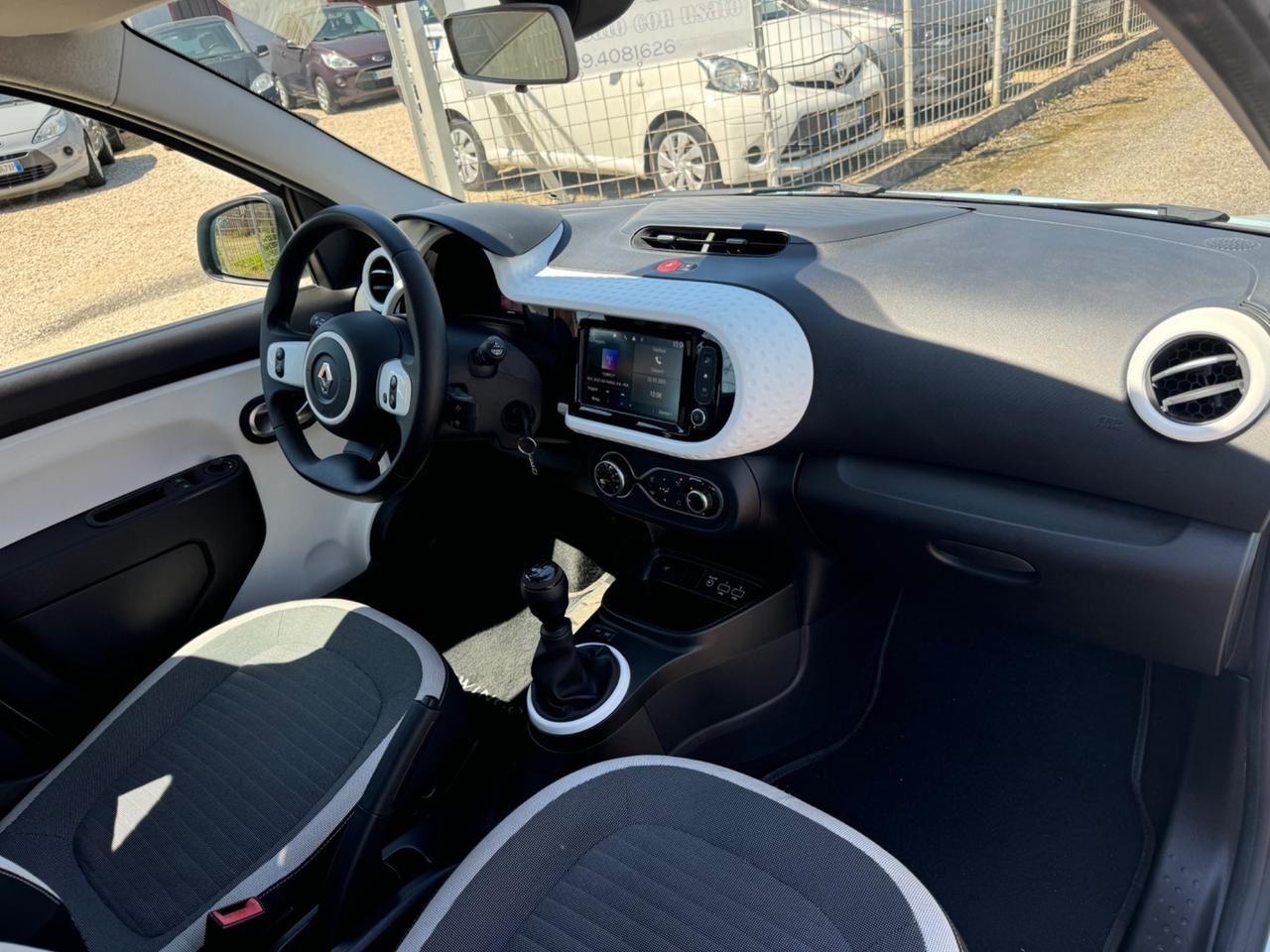 Renault Twingo SCe 65 CV Urban Night NEOPATENTATI