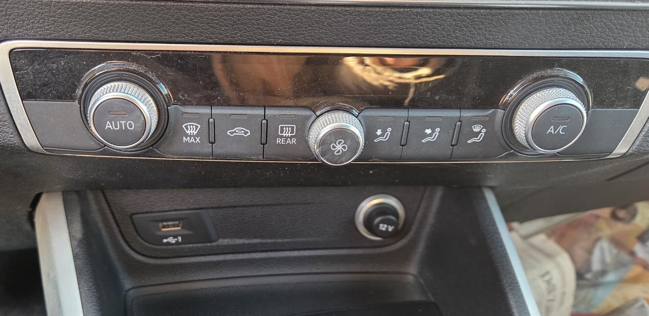 Audi Q2 35 TFSI AUTOM. KM 102000 GARANZIA IVA INCLUSA