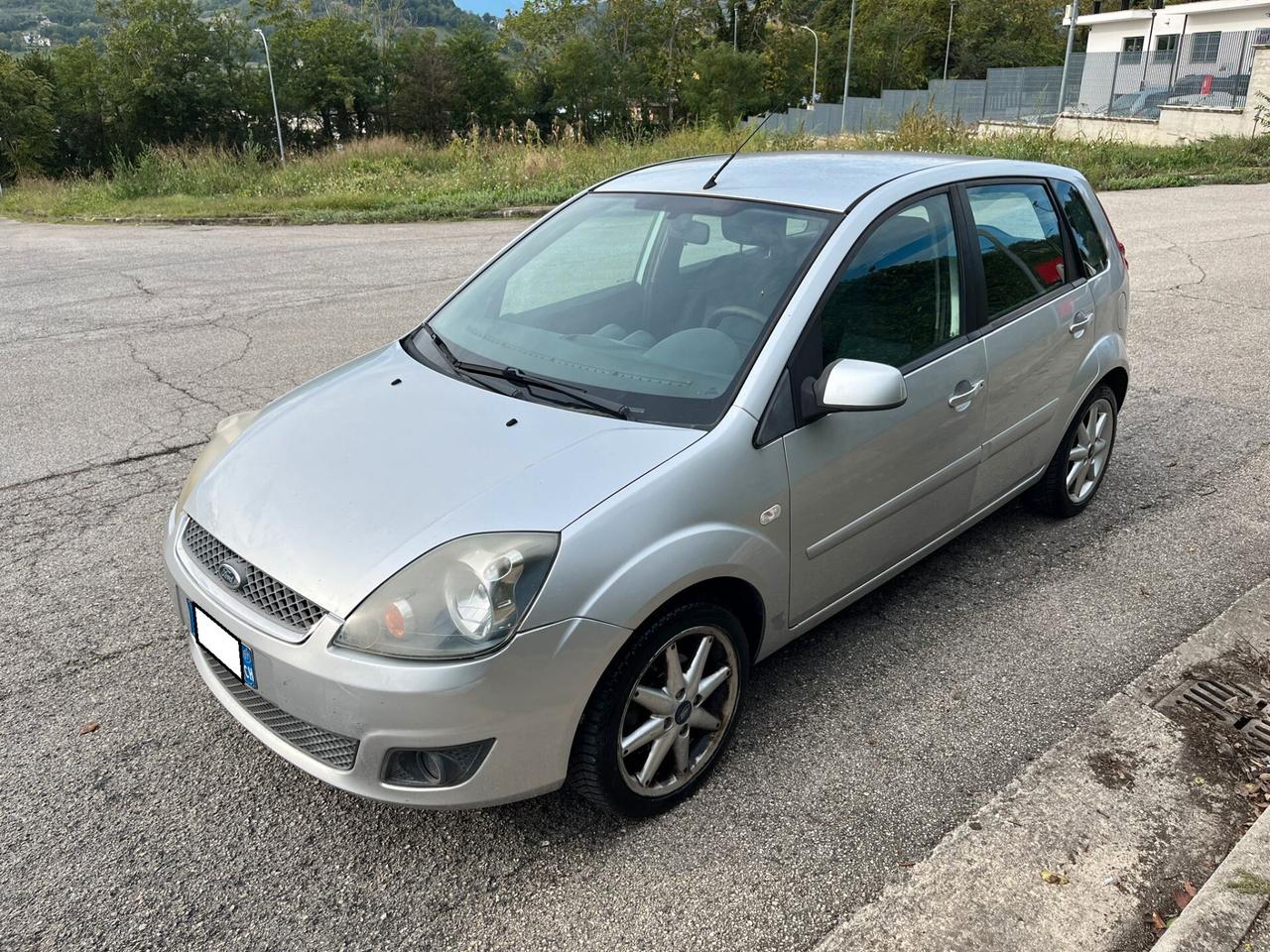 FORD Fiesta 4S 1.4TDCi Ghia 50Kw 5P - 2007