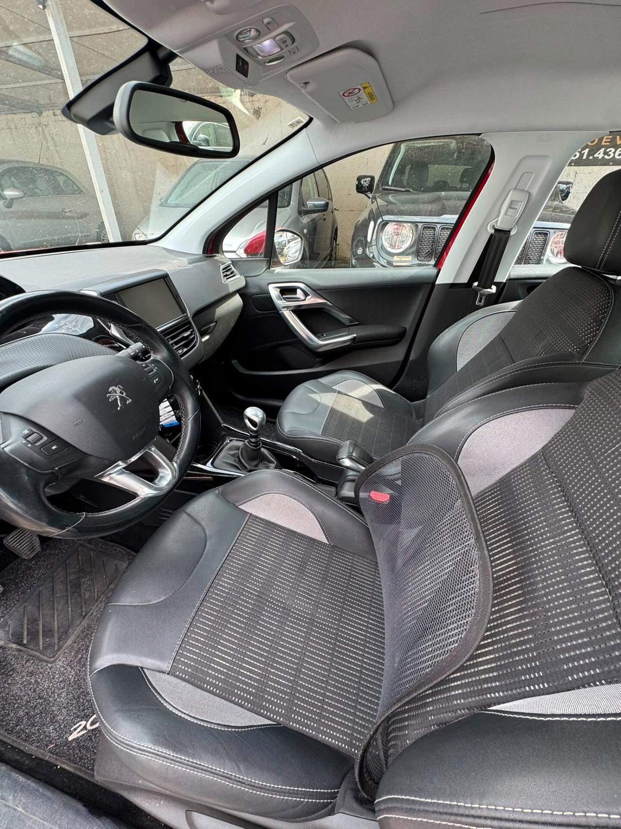 Peugeot 2008 BlueHDi 120 S&S Allure