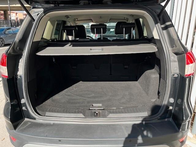 FORD KUGA TITANIUM CAMBIO AUTOMATICO