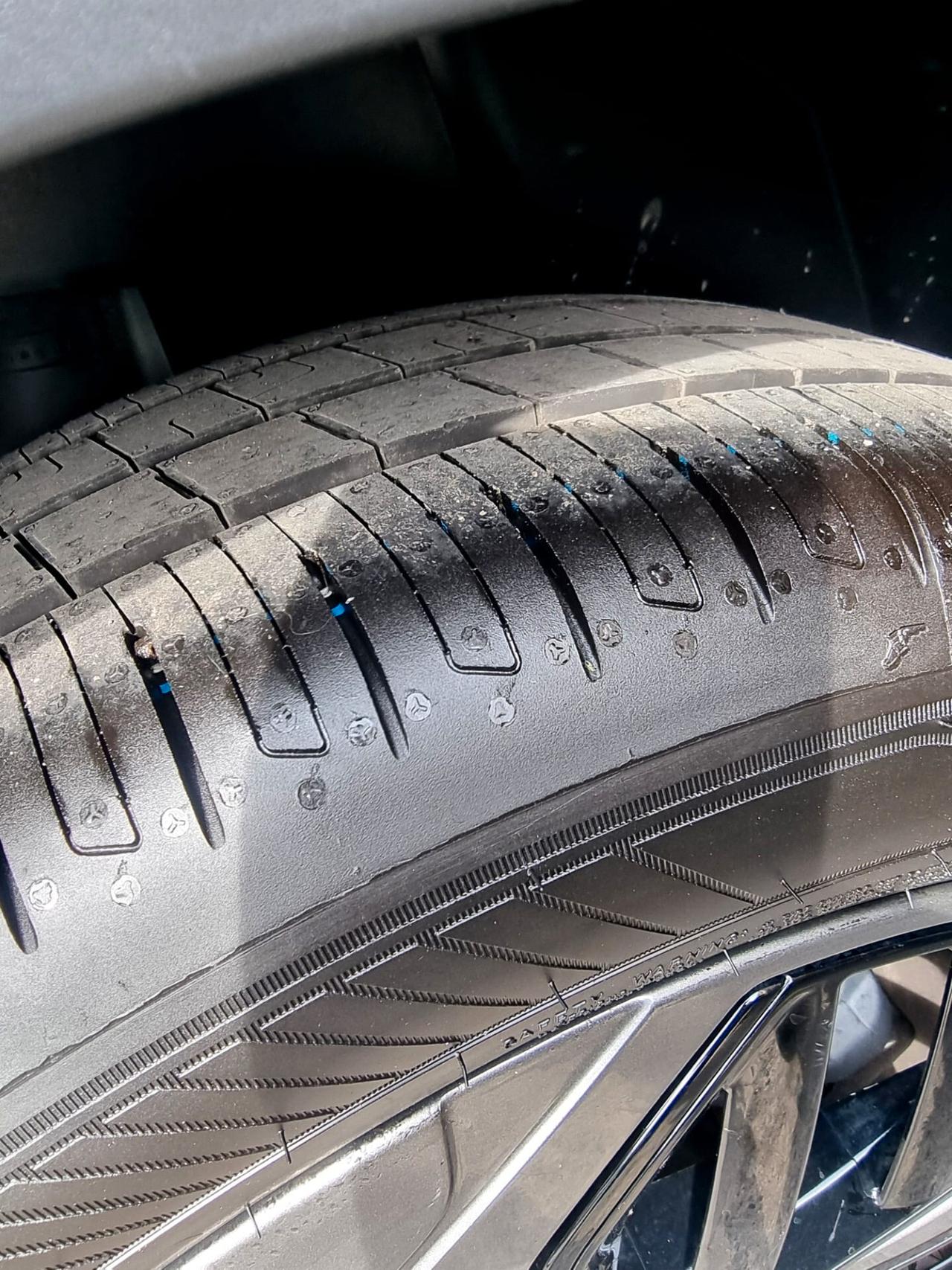 Citroen C4 X BlueHDI 130 S&S EAT8 Shine Pack
