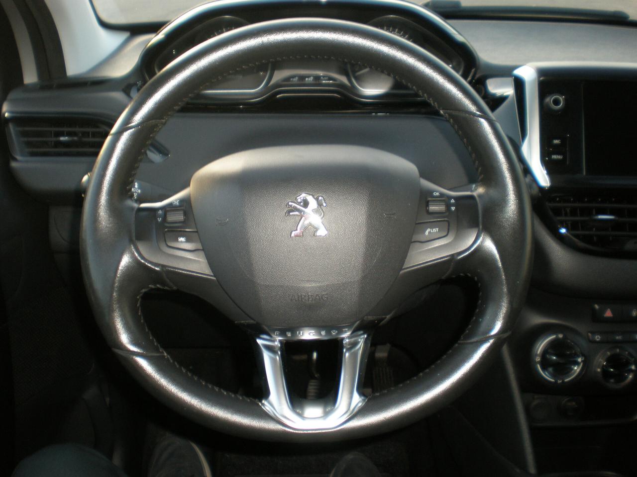 Peugeot 208 restyling 1.6 td, eccellente