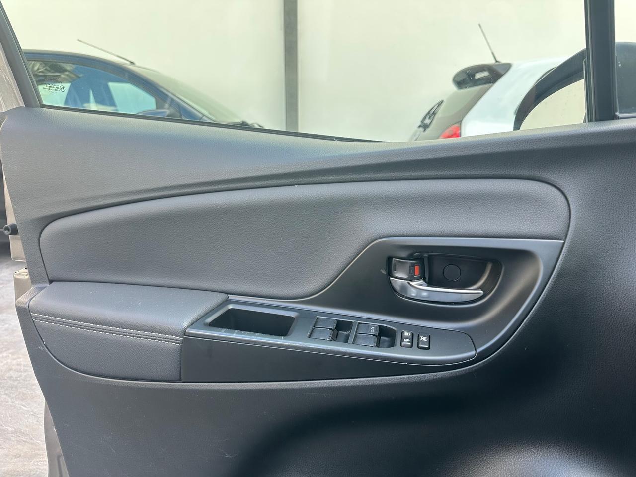 Toyota Yaris 1.0 5 porte Lounge