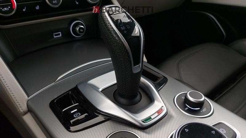 Alfa Romeo Stelvio 2.2 TURBODIESEL 210 CV AT8 Q4 VELOCE