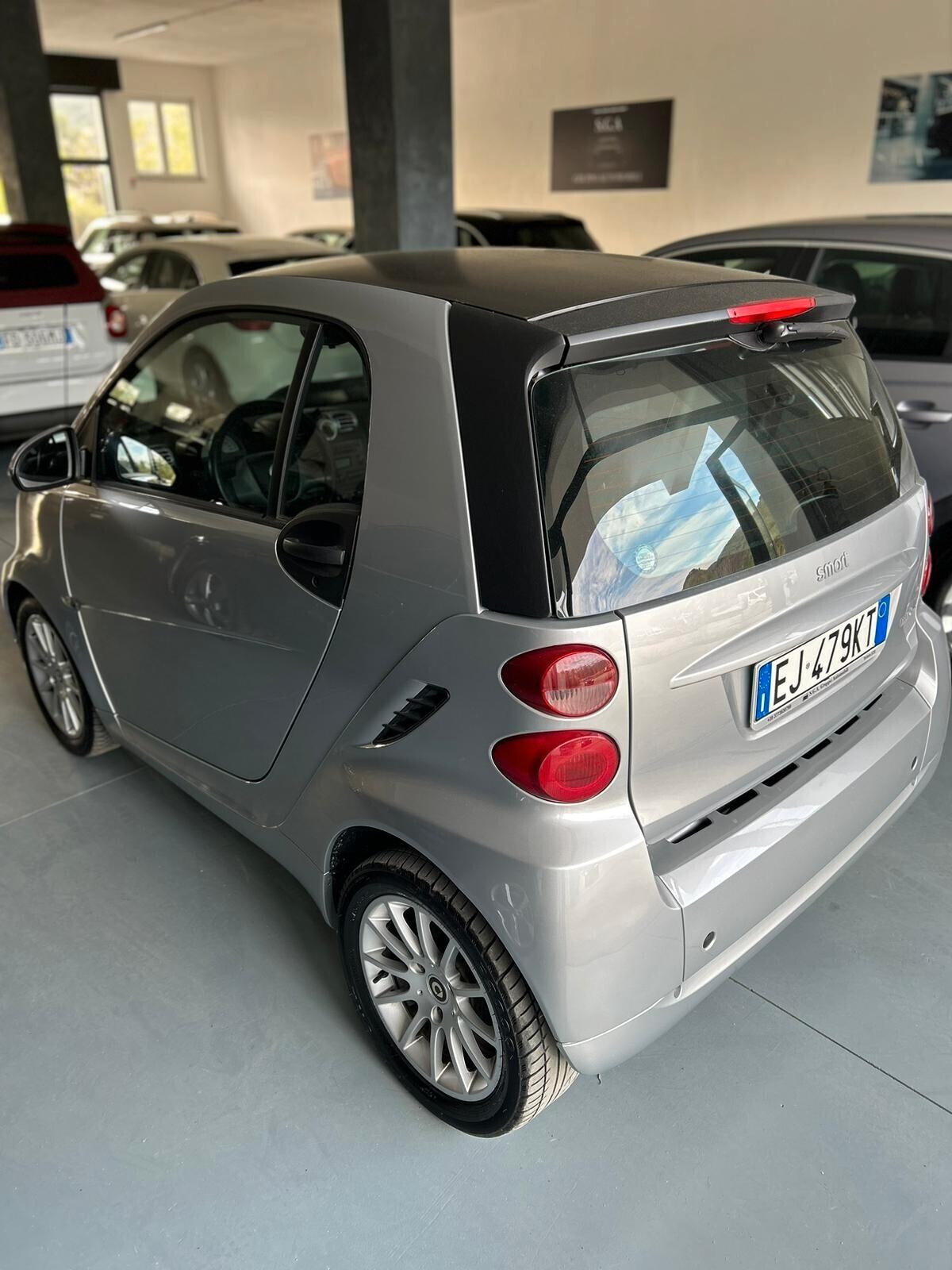 Smart ForTwo 1000 52 kW MHD coupé passion
