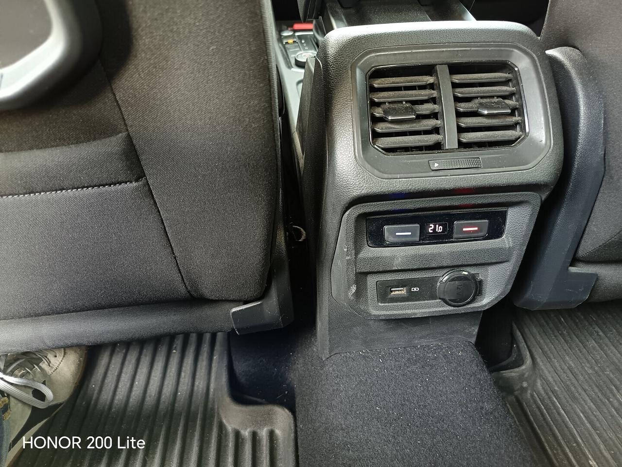 VOLKSWAGEN Tiguan Allspace 2.0 TDI DSG 4MOT R-LINE