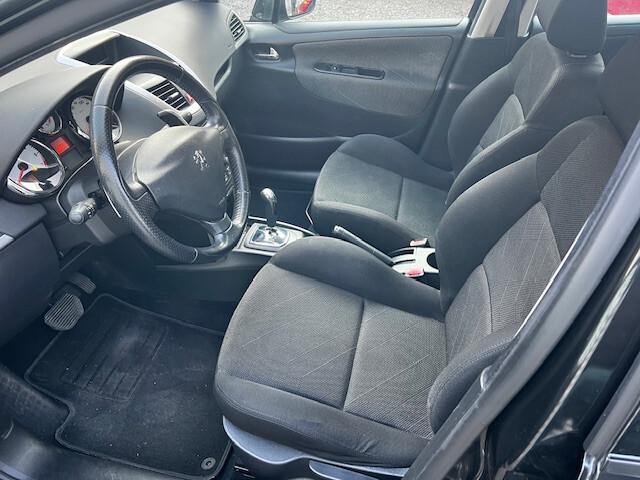 Peugeot 207 1.4 XS 88CV **CAMBIO AUTOMATICO**