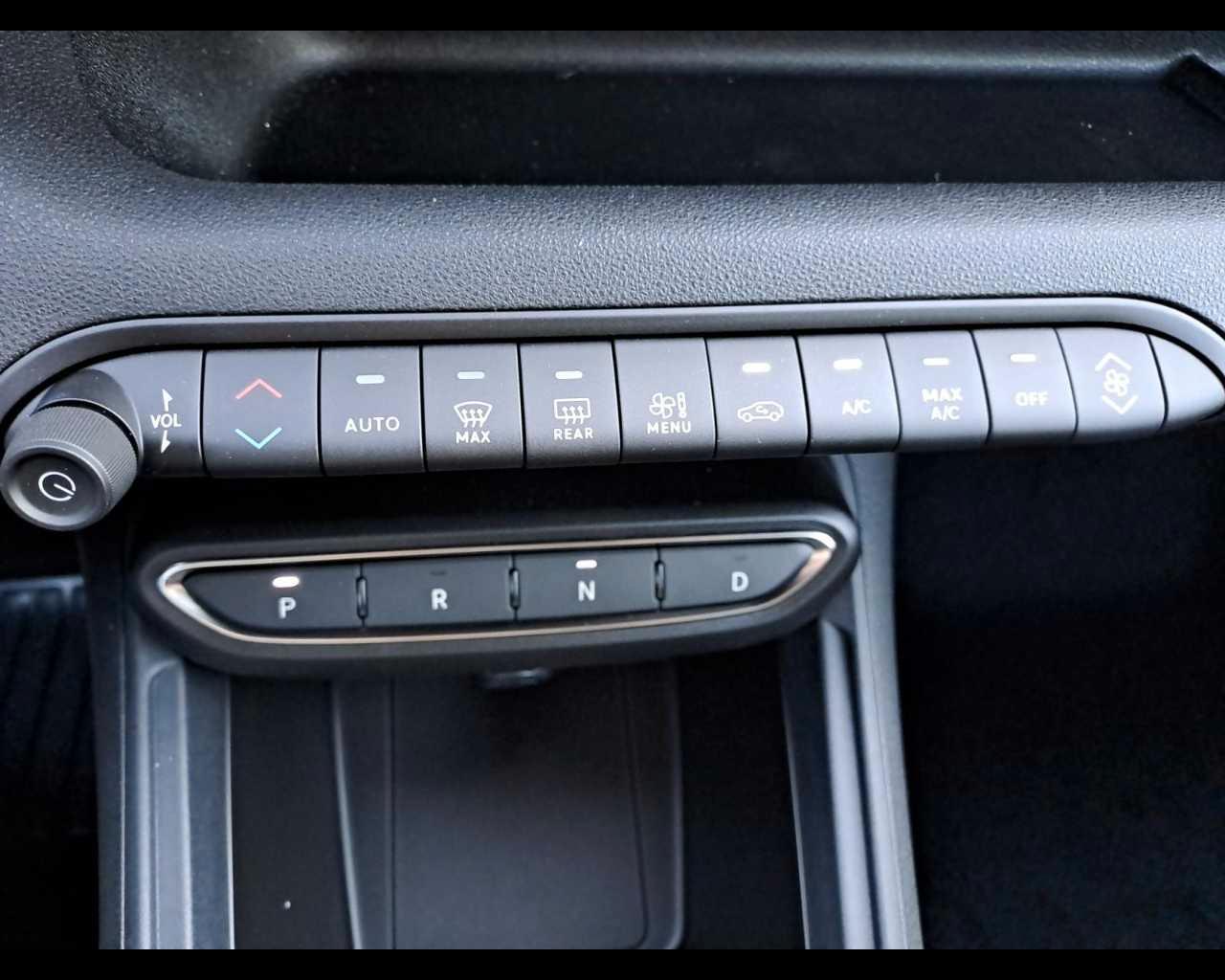 JEEP AVENGER - AVENGER E-HYBRID BLACK EDITION