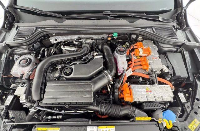 VOLKSWAGEN Golf 1.5 TSI eHybrid DSG GTE