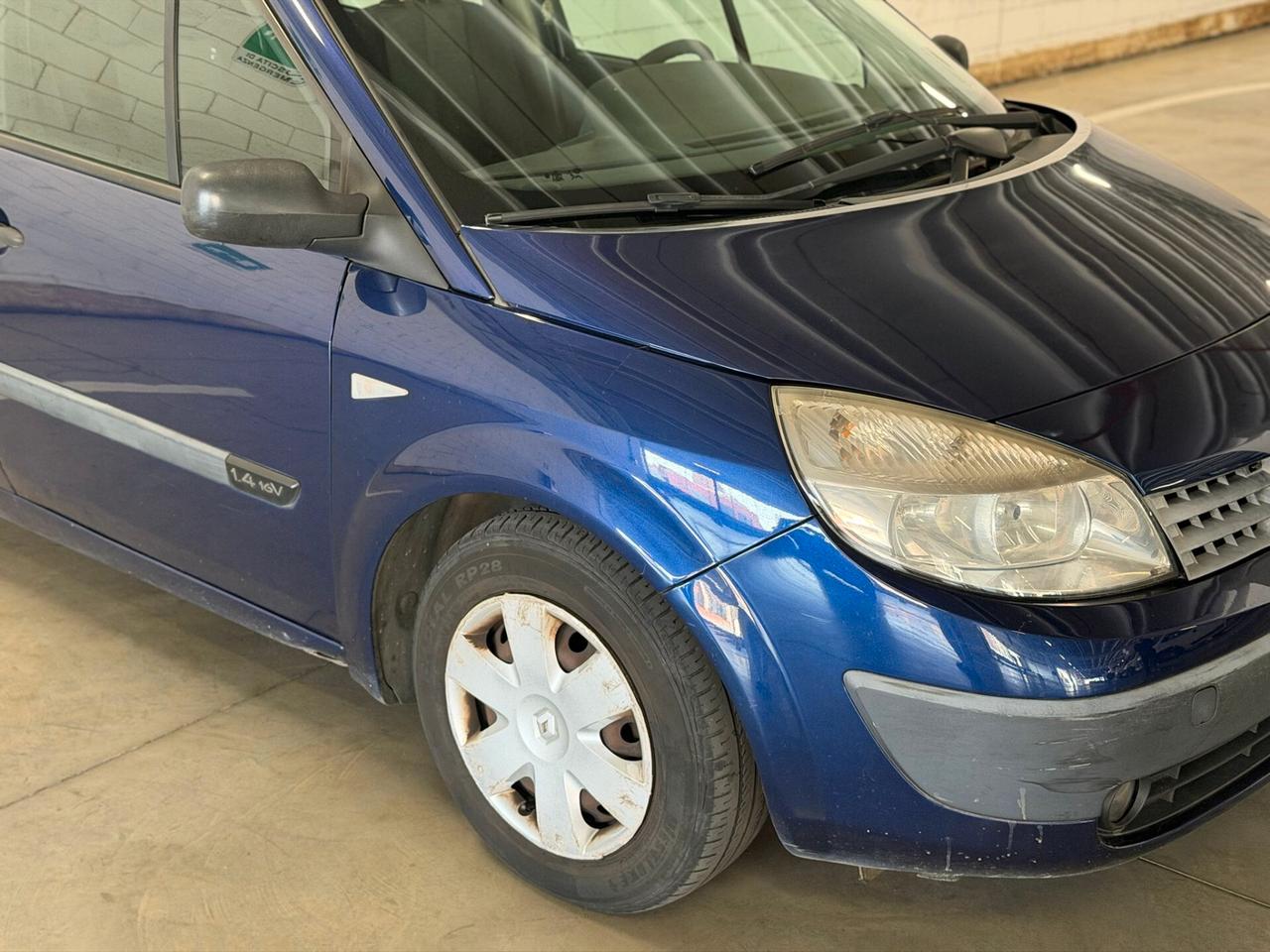 Renault Scenic Grand Scénic 1.6 16V Confort Dynamique