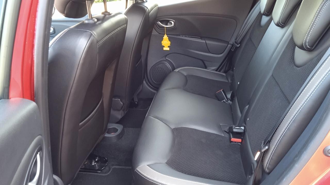 Renault Clio TCe 12V 90CV Start&Stop 5 porte Energy Intens