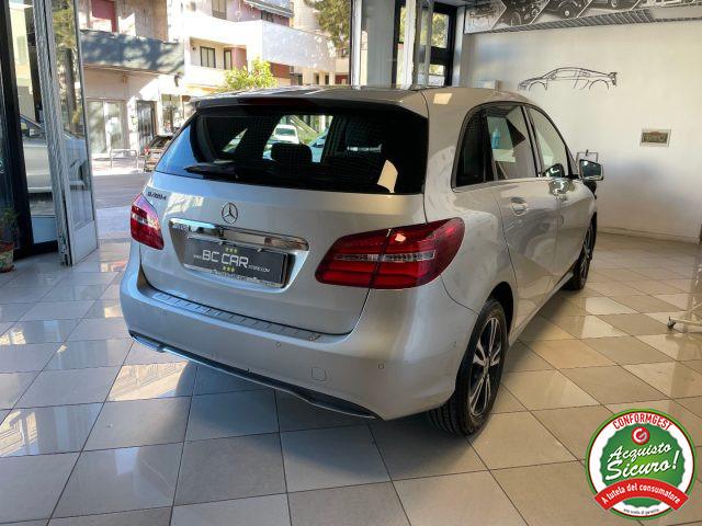 MERCEDES-BENZ B 200 d Aut. Sport *FULL LED*CAMERA