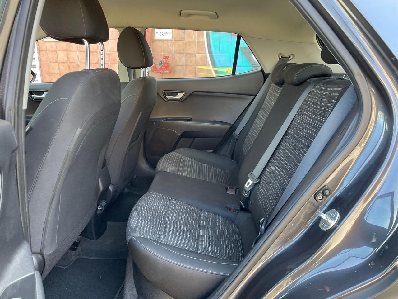 Kia Stonic 1.6 CRDi 110 CV ENERGY CON 198MILA KM