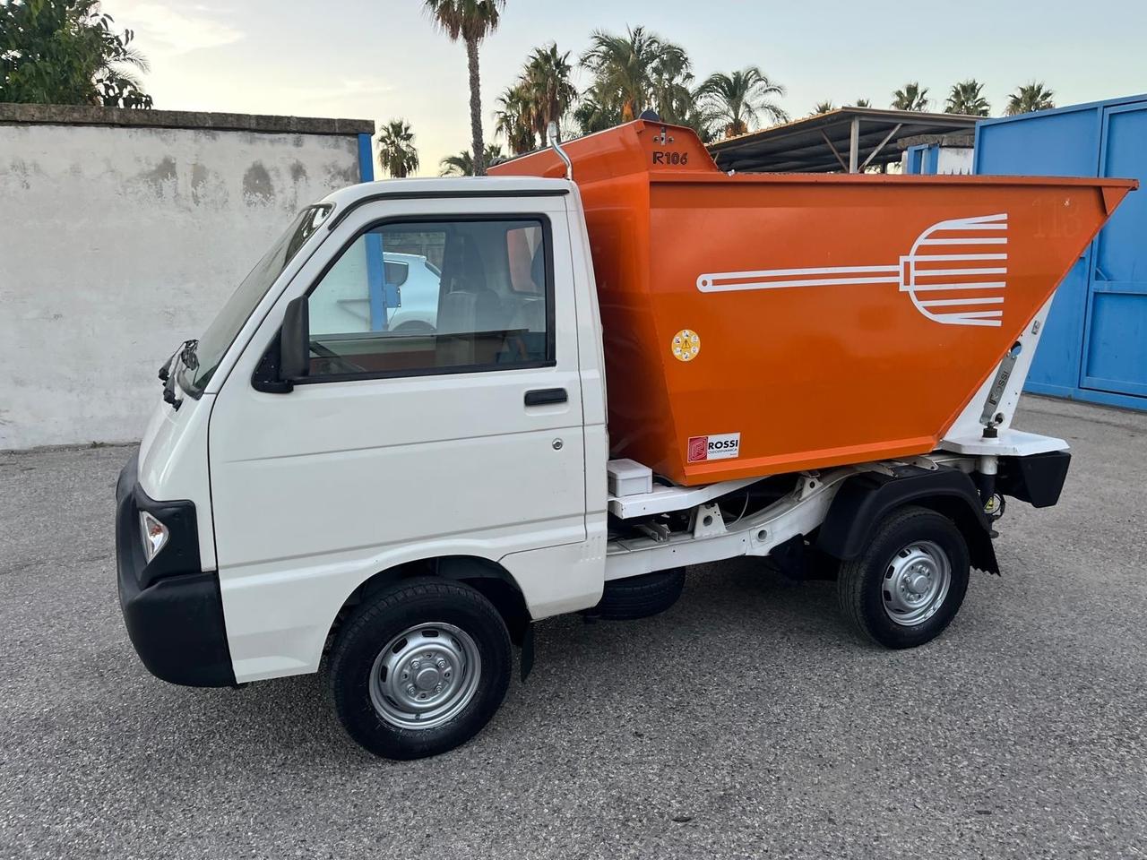 Piaggio quargo con vasca/rib.-700cc- Diesel -2014