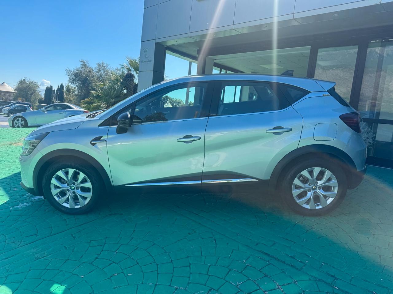 Renault Captur Plug-in Hybrid E-Tech 160 CV Initiale Paris