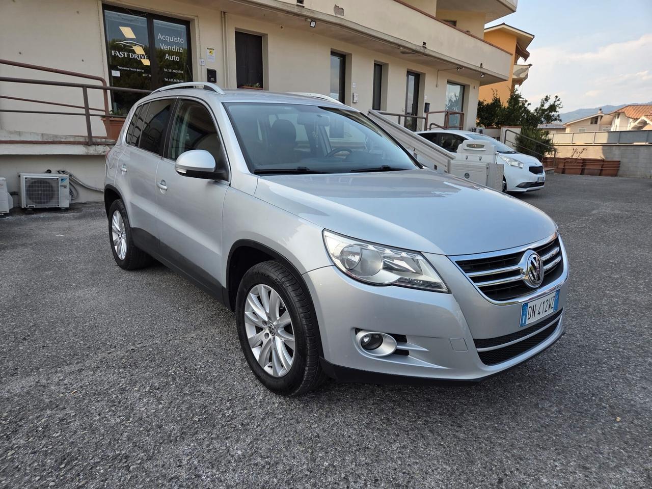 Volkswagen Tiguan 2.0 16V TDI DPF Sport & Style (18°)