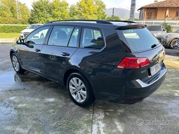 VOLKSWAGEN Golf Variant 1.6 TDI 110 CV Comfortli
