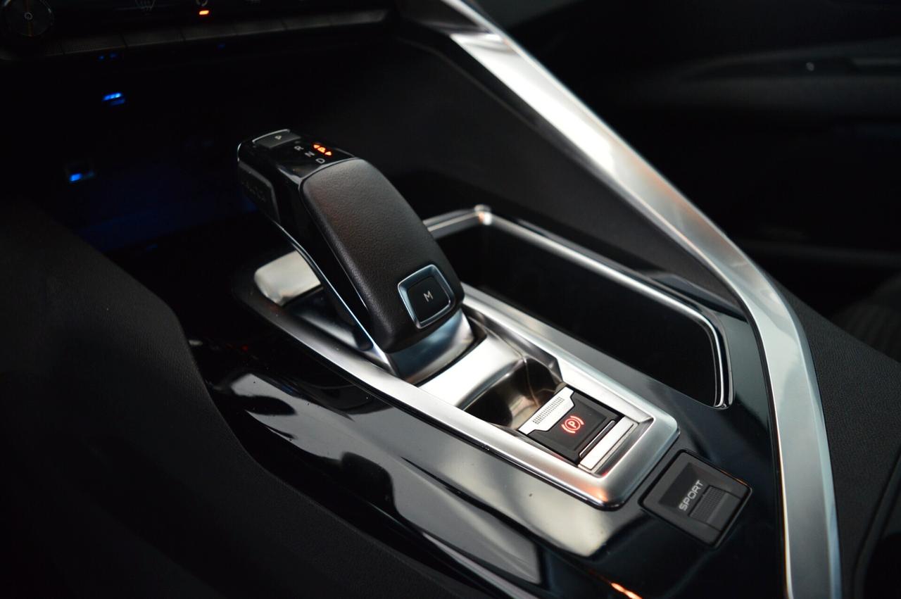 Peugeot 3008 1.5 BlueHDi 130 EAT8 Business - Km 80000