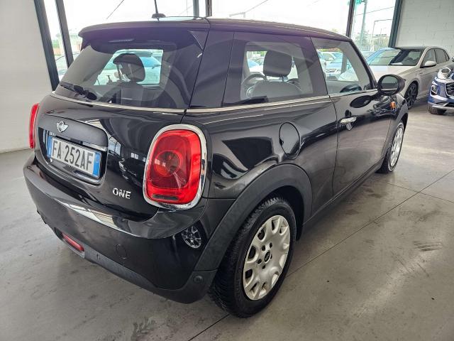 MINI One Mini 1.2 benzina 75cv 3p NEOPATENTATI