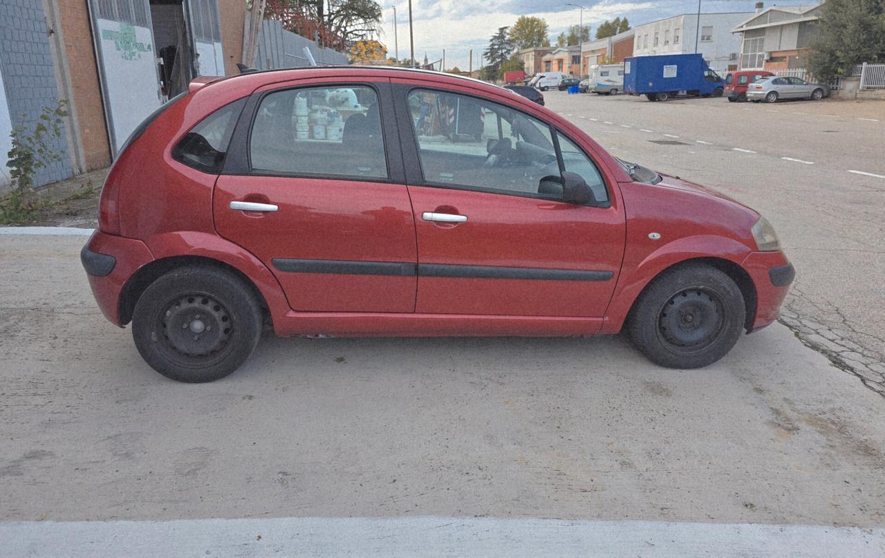 Citroen C3 1.1 Elegance frizione appena cambiato