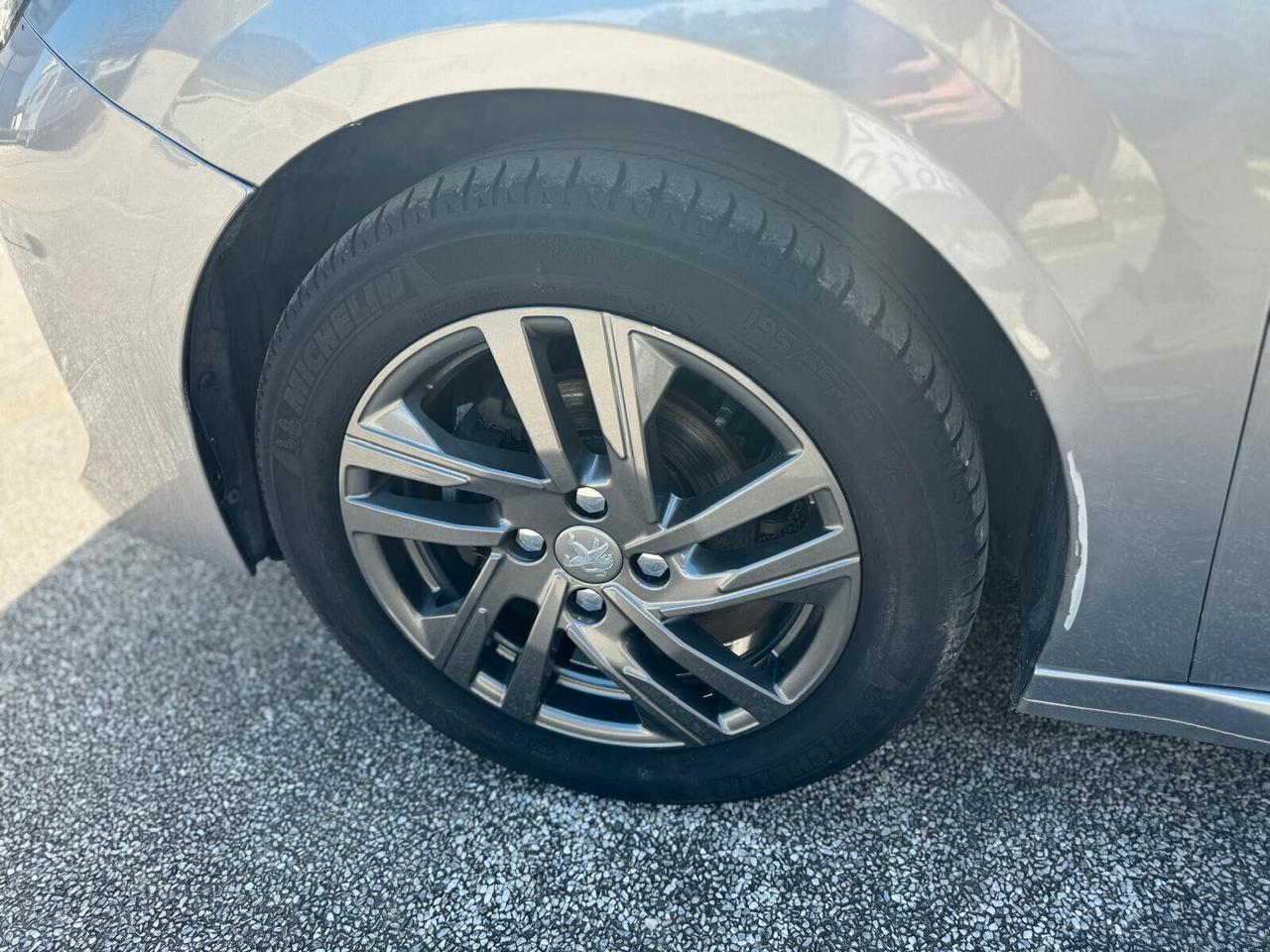 Peugeot 208 PureTech 75 Stop&Start 5 porte Active Pack