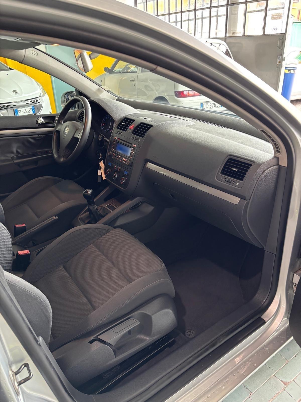 Volkswagen Golf 1.6 16V FSI 5p. UNICO PROPRIETARIO