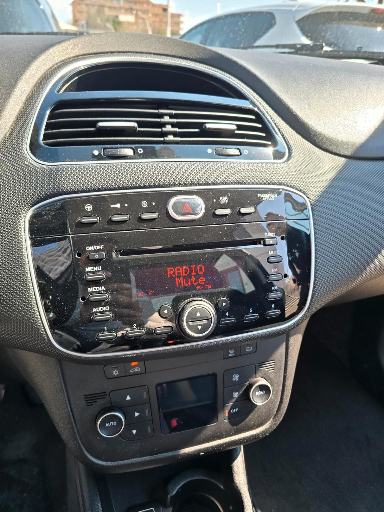 Fiat Punto 1.3 MJT II S&S 95 CV 5 porte Street