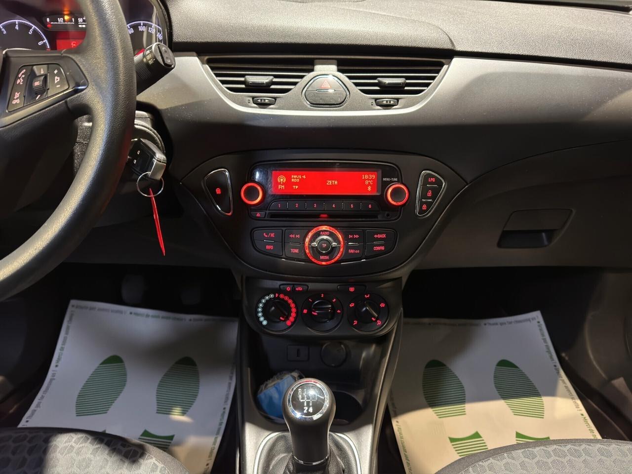 Opel Corsa 1.4 90CV GPL Tech 5 porte b-Color