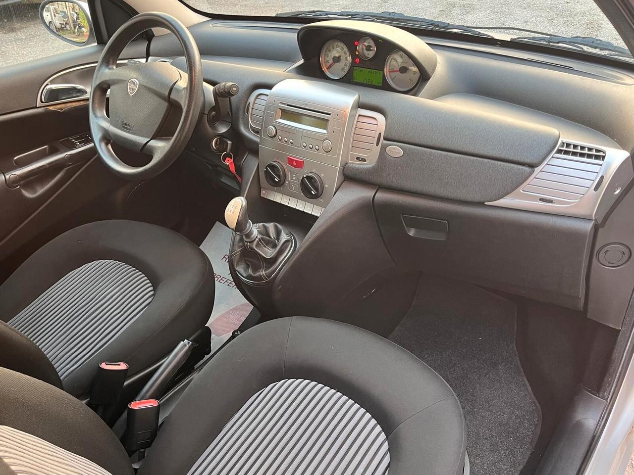 Lancia Ypsilon 1.2 Argento 80.000KM NUOVISSIMA
