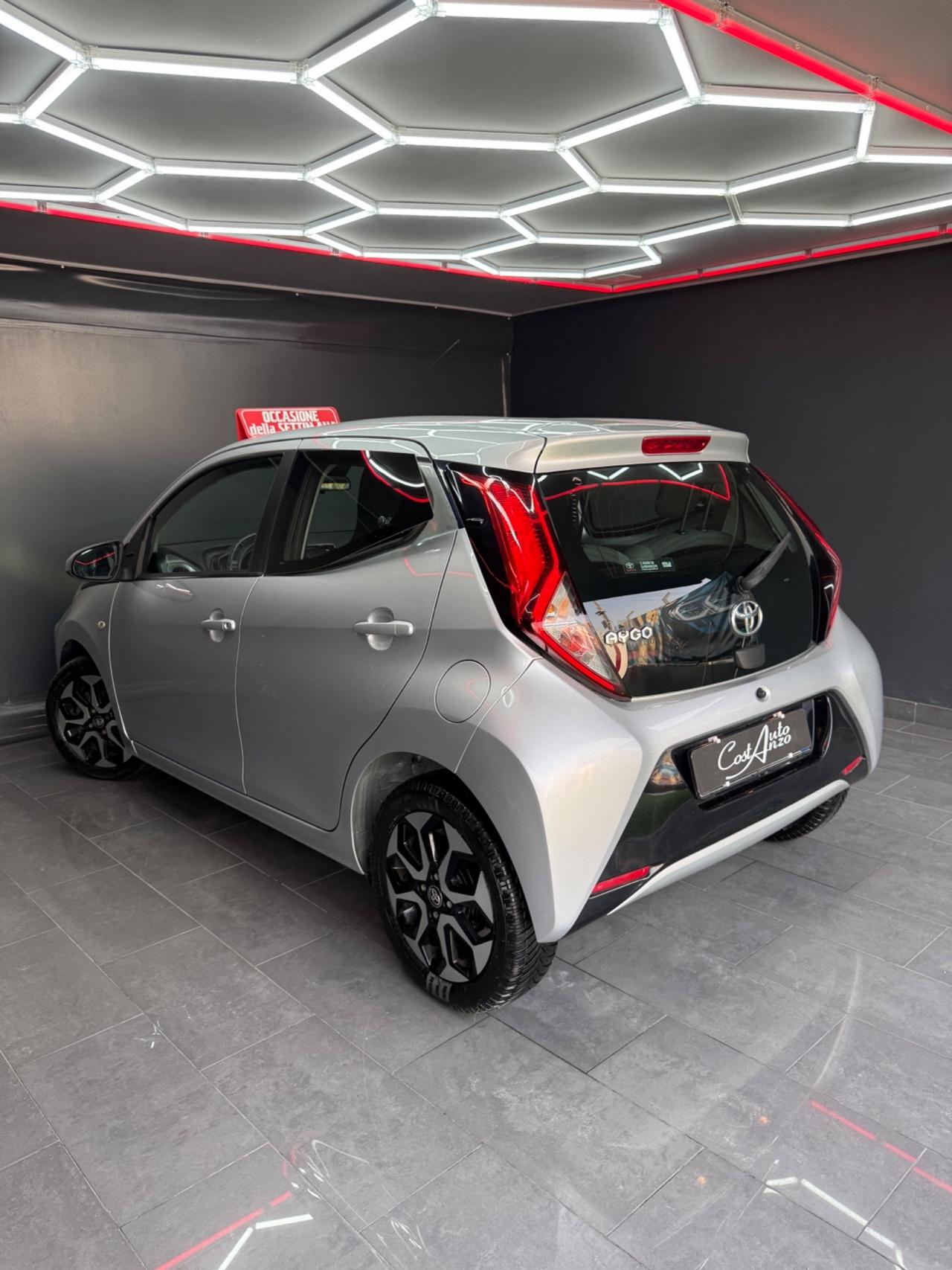 Toyota Aygo 1.0 VVT-i X-Cite 2018 Full