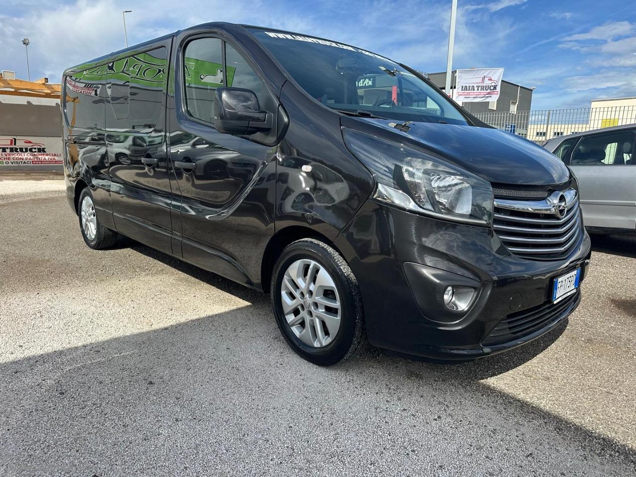 OPEL Vivaro 29 1.6 BiT. EcoF. PL-TN Navetta