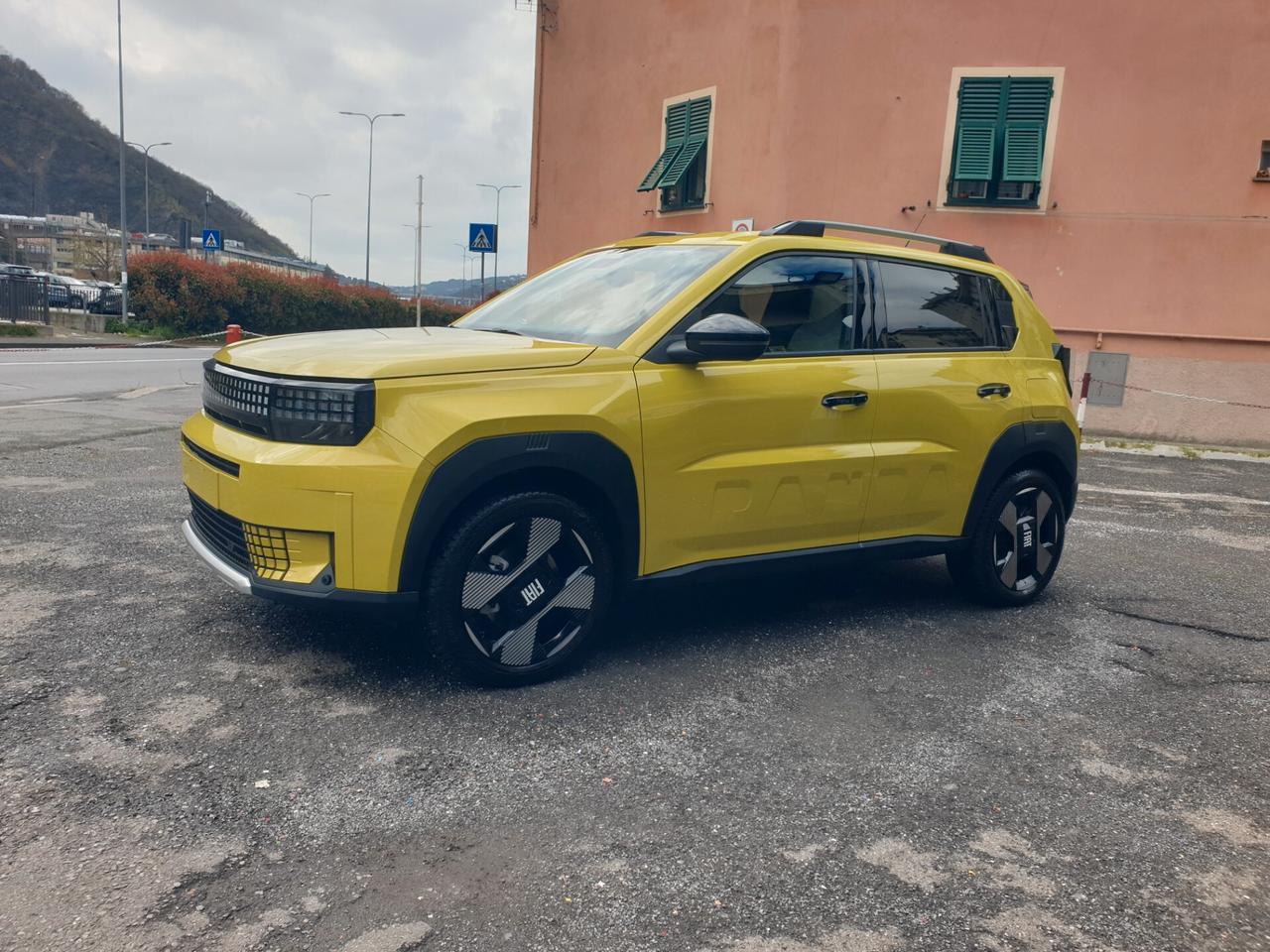 Fiat Grande Panda 1.2 Hybrid 110 CV S&S La Prima