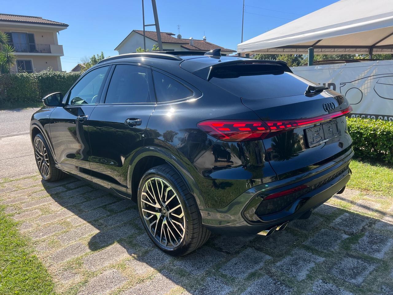 AudiQ5 SPORTBACK S-LINE 2.0TDI QUATTRO-"NUOVA"