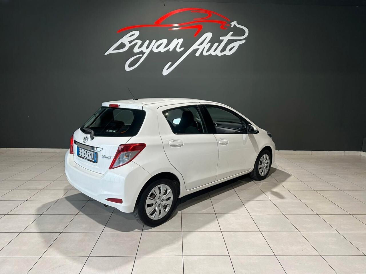 Toyota Yaris 1.0 5 porte Lounge