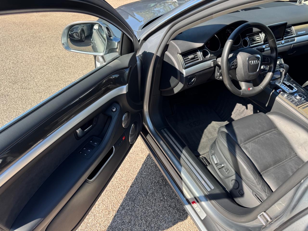 Audi S8 V10 450cv CARBO TETTO PELLE