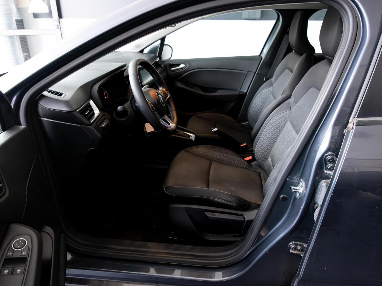 Renault Clio 1.6 e-tech hybrid zen 140cv auto my21
