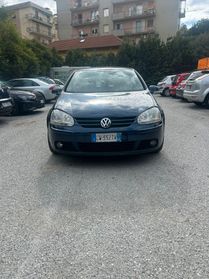 Volkswagen Golf 1.6 16V FSI 5p. Sportline
