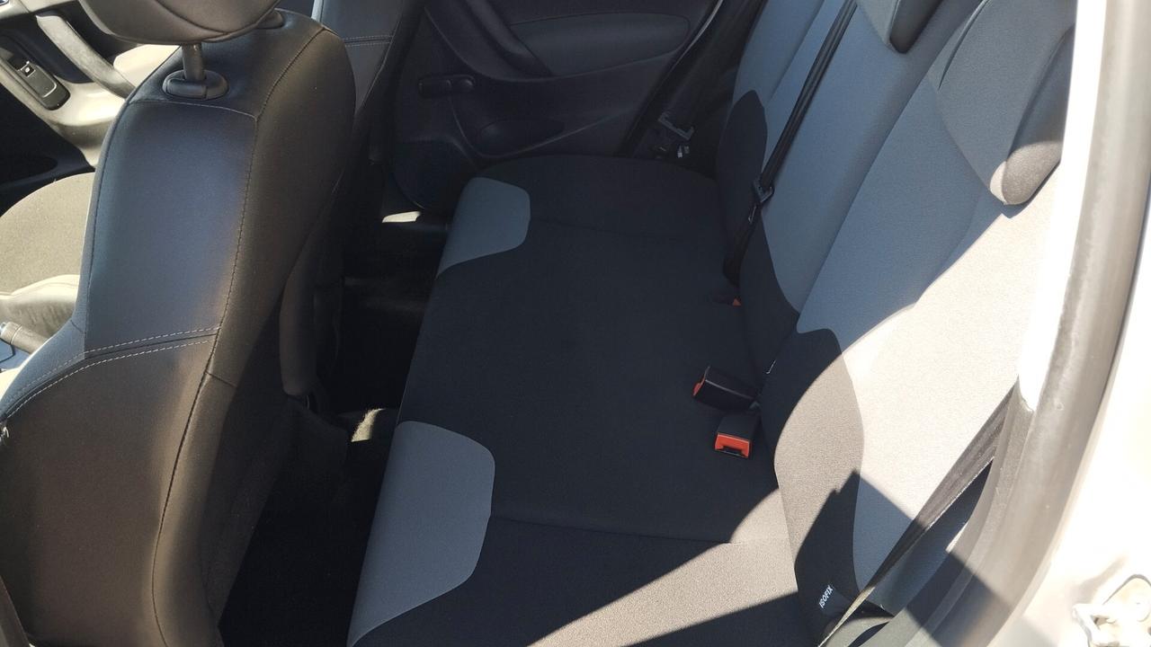 CITROEN C3 1.4 BENZ-GARANZIA FULL