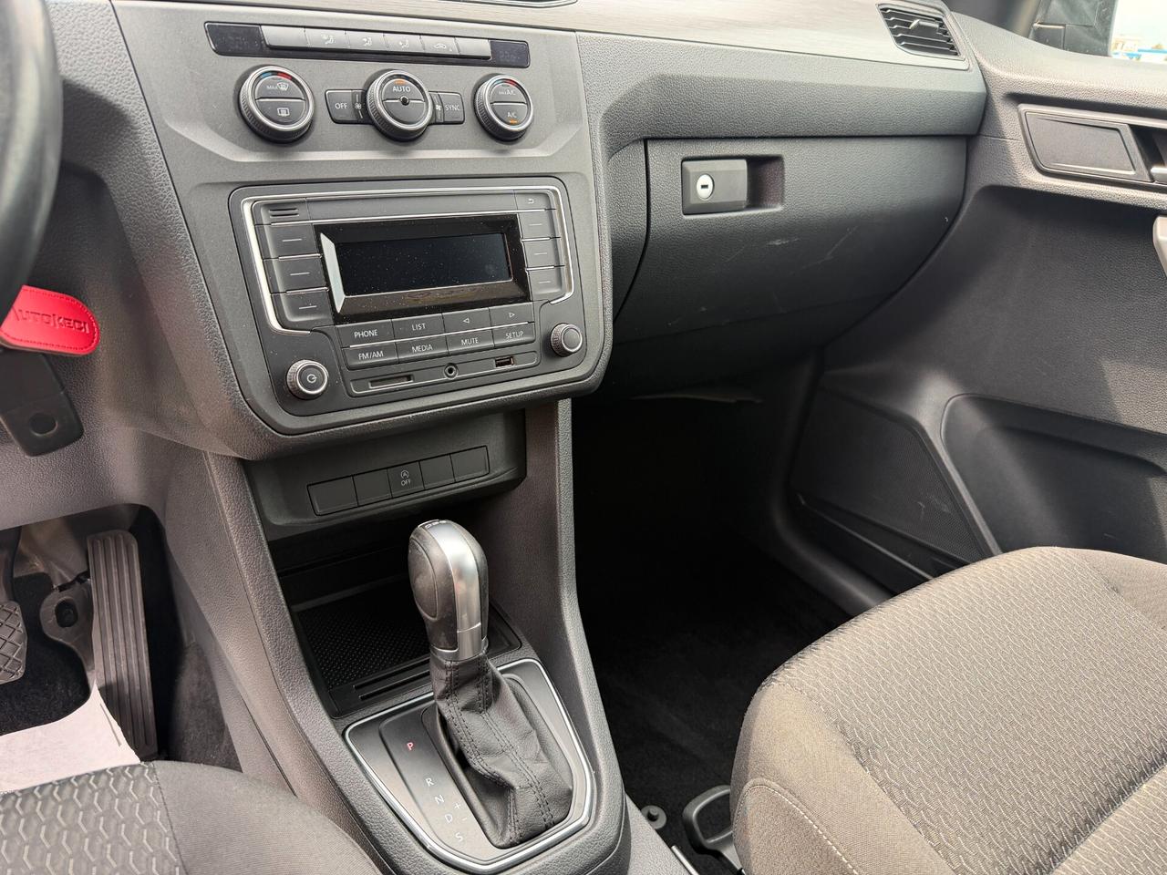 Volkswagen Caddy 2.0 TDI 102CV - AUTOMATICA - N1