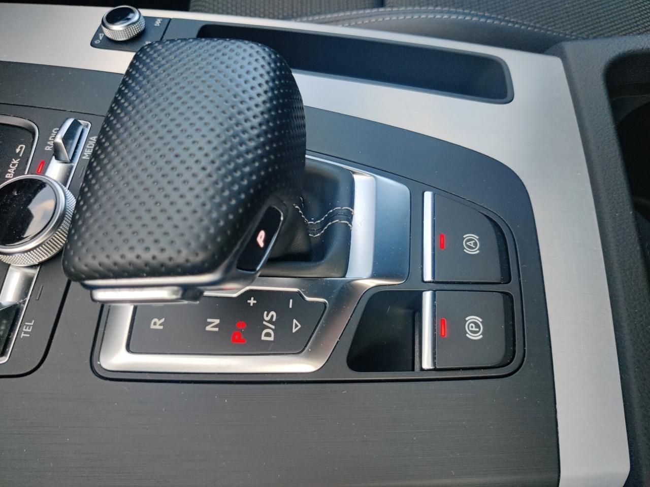 Audi Q5 40 TDI quattro S tronic line plus