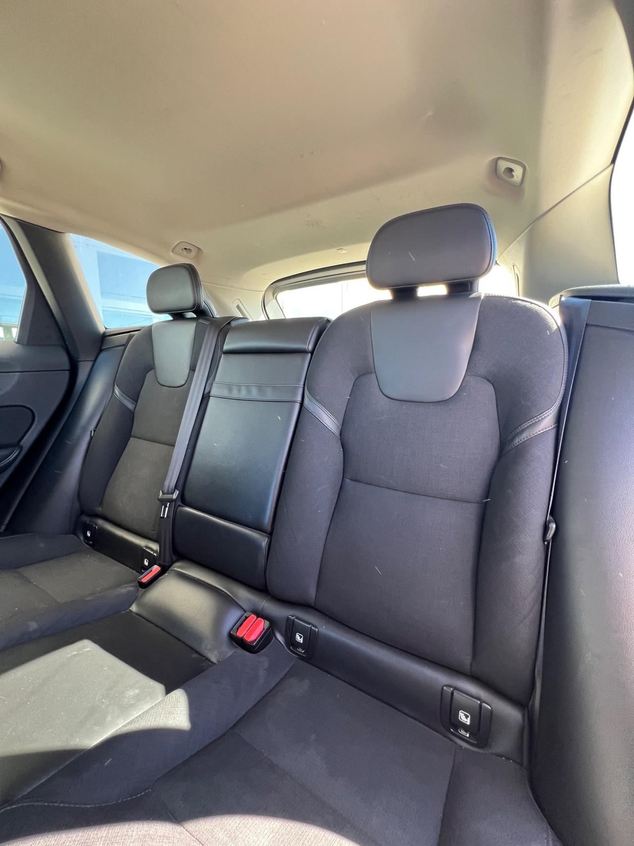 Volvo XC60 2.0 190CV d4 geartronic business awd