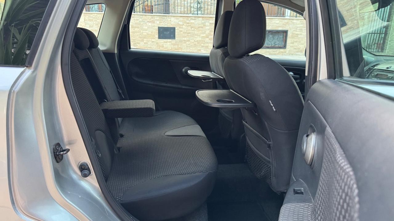Nissan Note 1.5 dCi 86CV Tekna