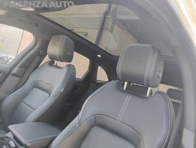 JAGUAR F-Pace 2.0 250 CV AWD aut. R-Dynamic Black.PANORAMA