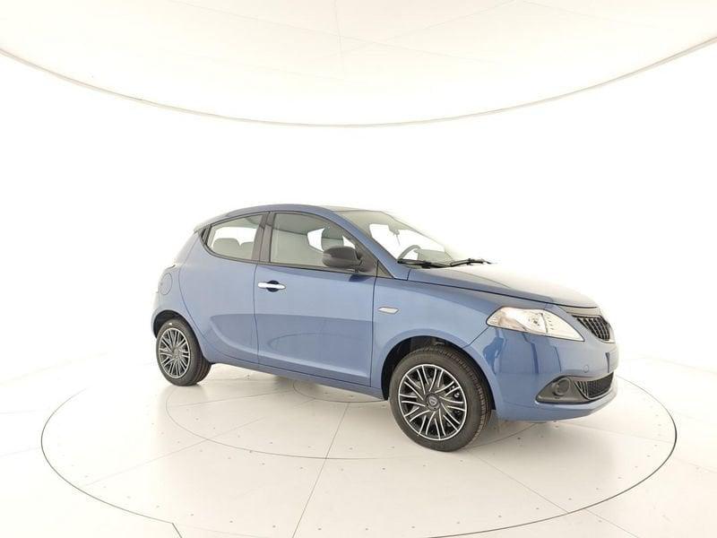 Lancia Ypsilon 1.0 FireFly 5 porte S&S Hybrid Oro