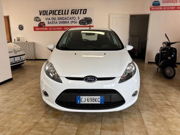FORD FIESTA ANNO 2011 DS 1.4 ADATTA NEOPATENTATI KM 196 MILA