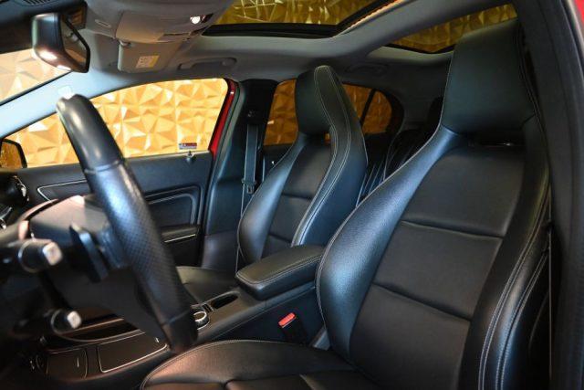 MERCEDES-BENZ GLA 200 PREMIUM AMG AUTO TETTO CAM PELLE LED 19"STRAFULL!!